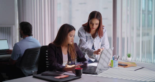 How to Hire an Administrative Assistant: A Complete Guide