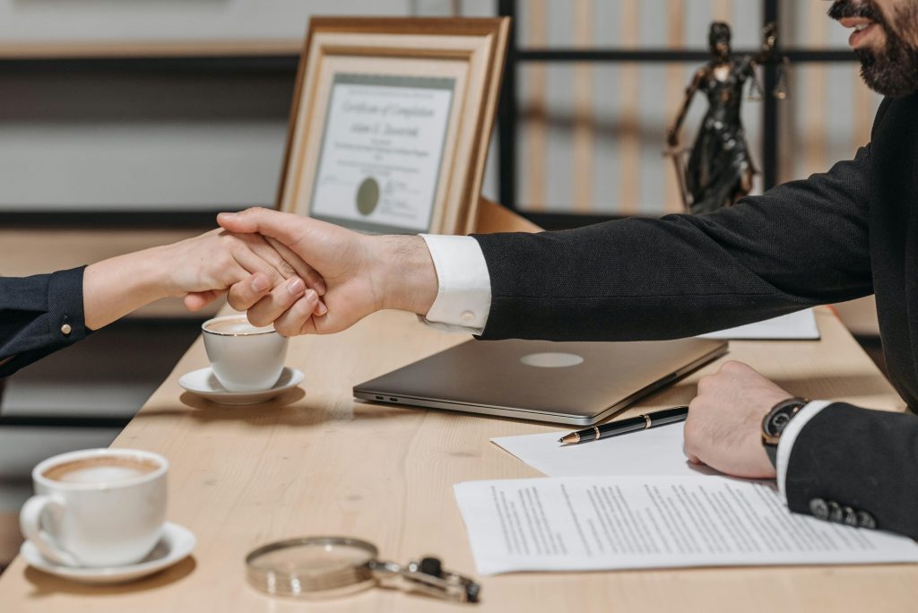 Considerations and How a Spousal Support Lawyer Can Help
